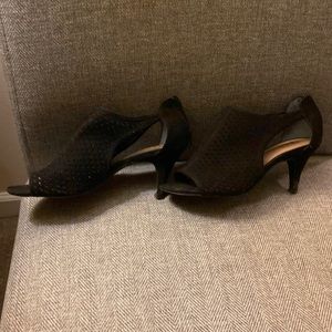 Style & Company open toe suede ankle strap classic with zip back